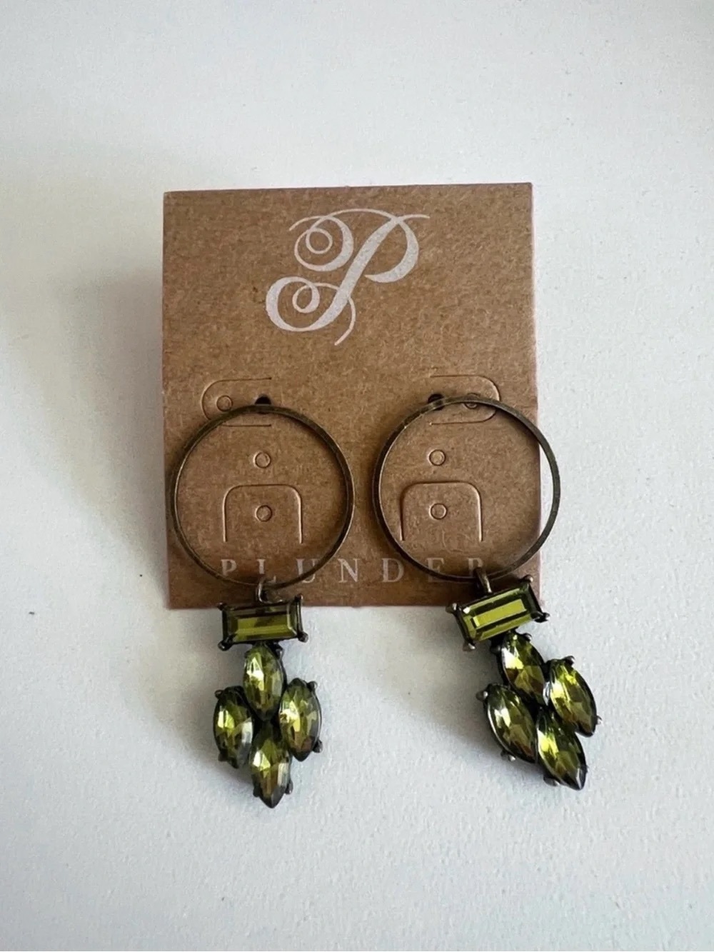 6 pieces of Earrings plunder